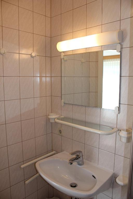 Haus Chiemgau - Kolping-Familienhotel Teisendorf Δωμάτιο φωτογραφία
